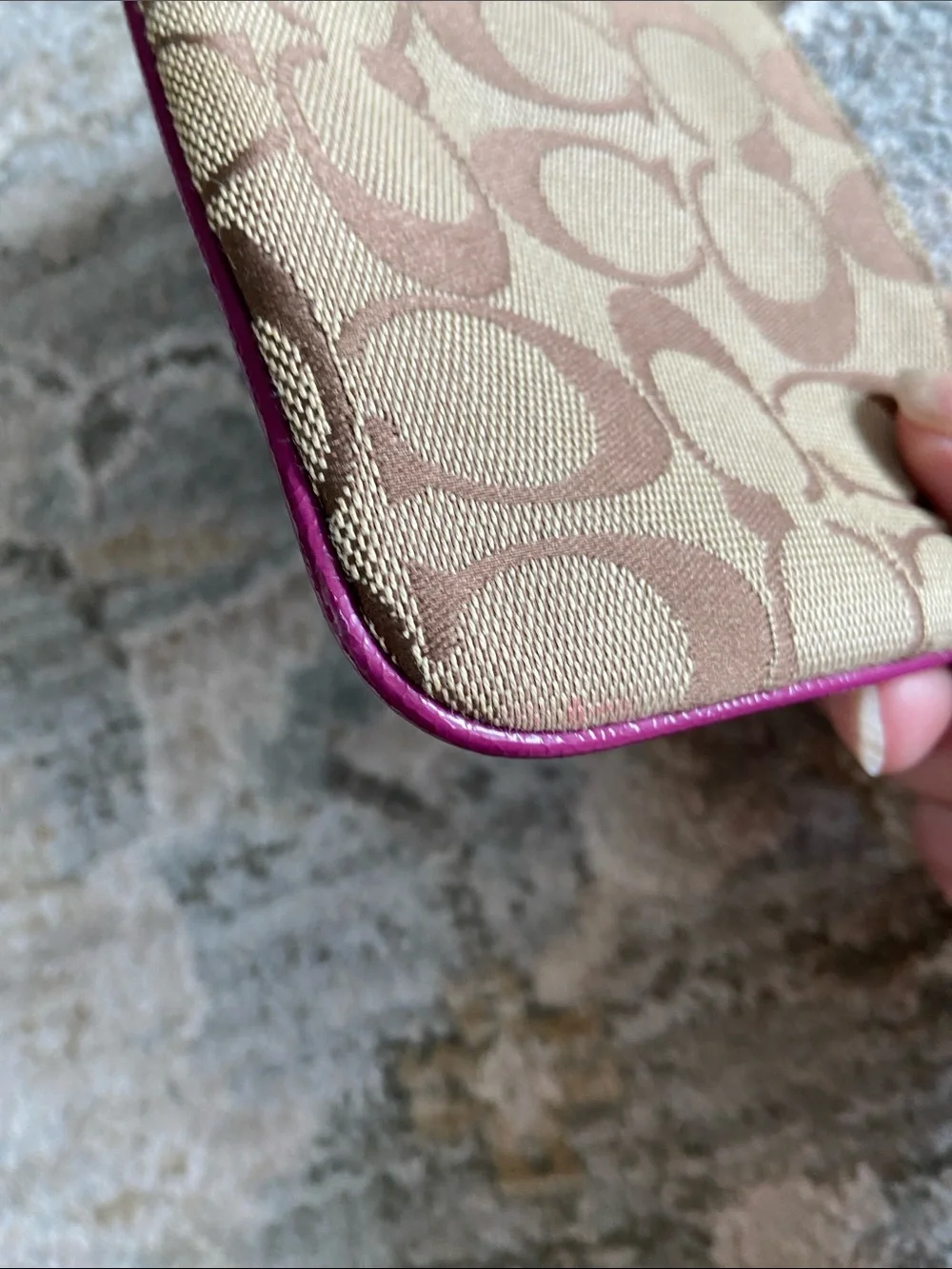 Coach (2012-13) Signature Wristlet in Khaki and Passion Berry (F49174)
